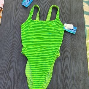 Vintage Swimsuit- NWT 🌴🌴🌴